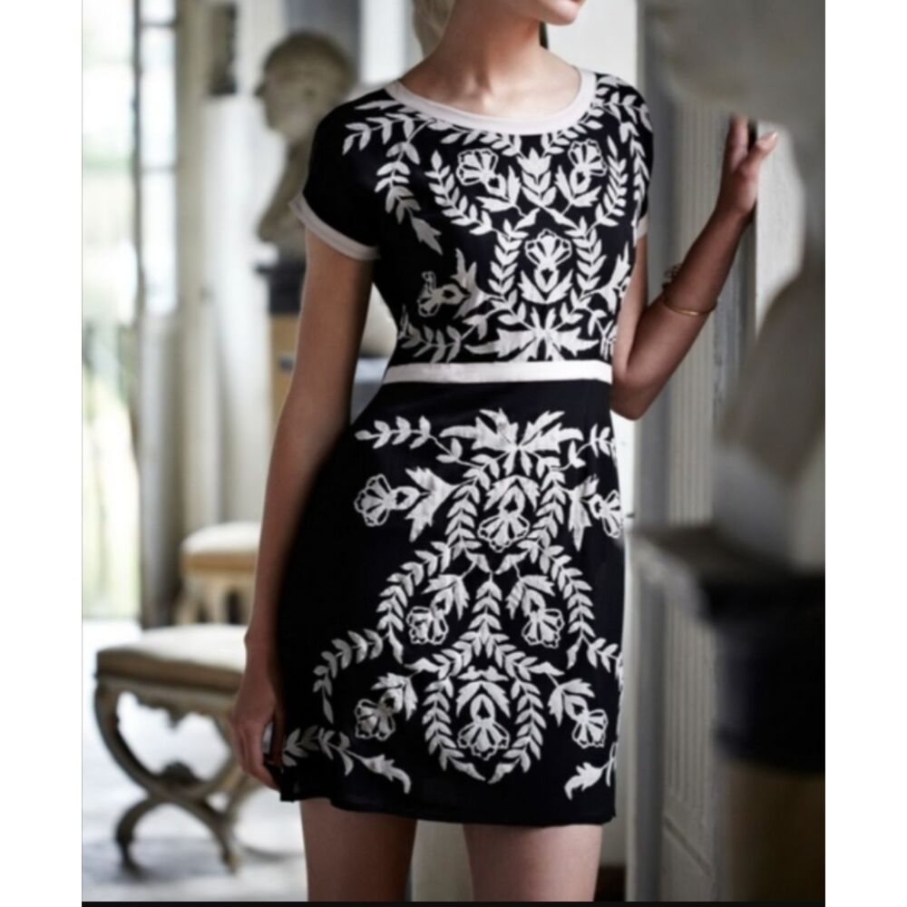 Anthropologie Maeve Black Silk Embroidered Floral‎ Boho Dress Small Coquette